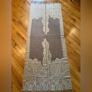 100% Pashmina scarf